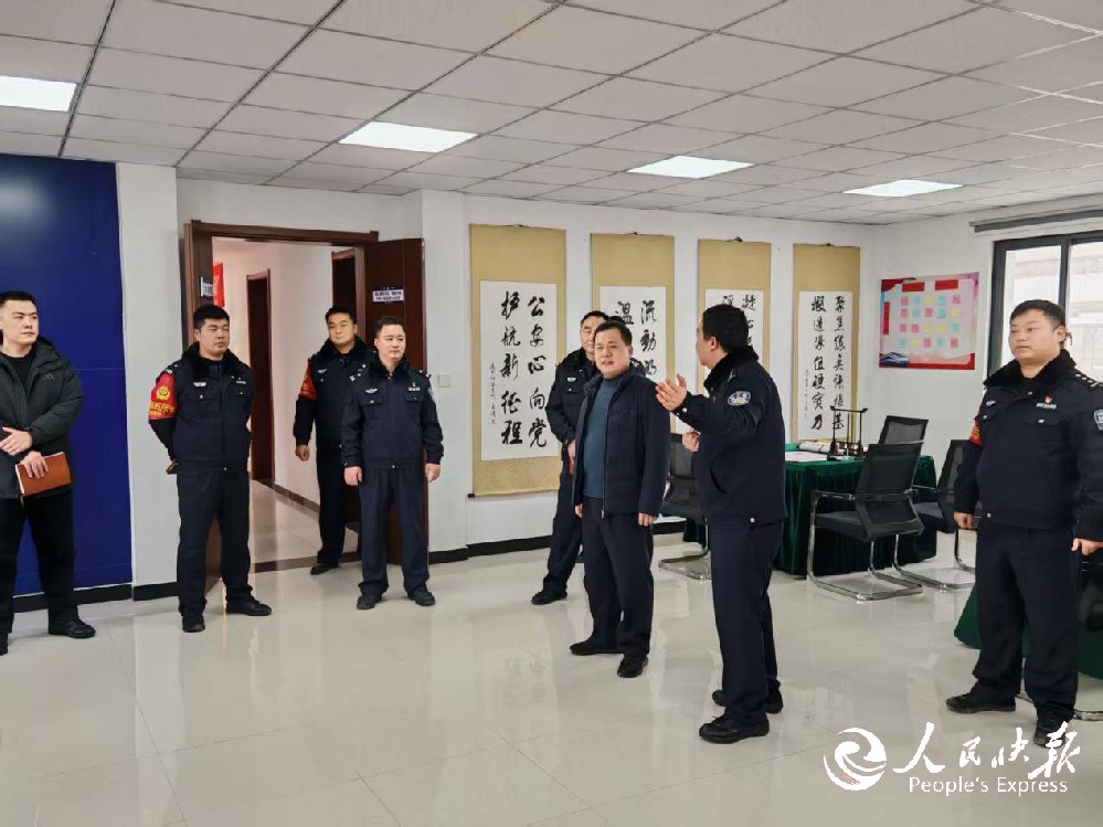 两地警方互交流 凝心聚力护春运