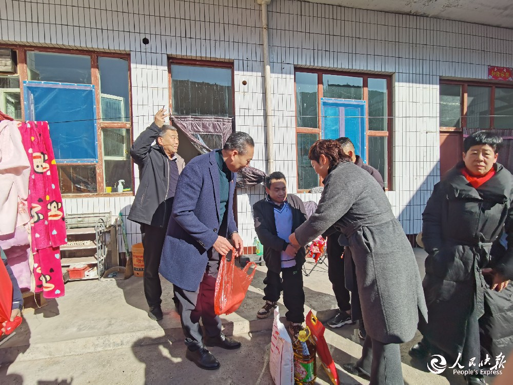 情暖柴家，爱满新春——河津市垚鑫善爱···